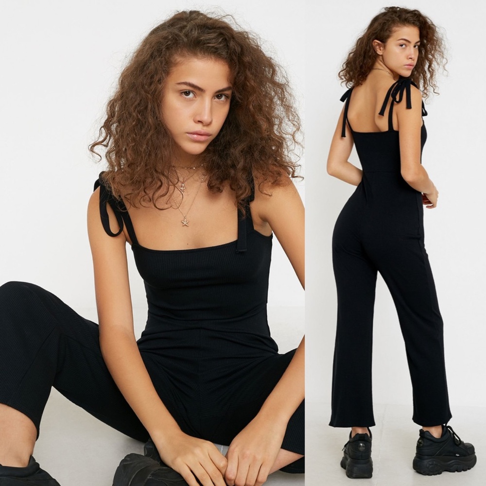 NEW UO Erin Black Ribbed Tie-Shoulder Jumpsuit